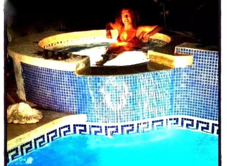 تختخواب و صبحانه At Home In Malaga Stay & Solo Travellers