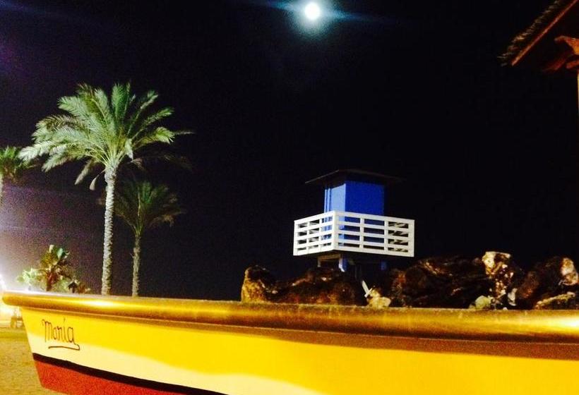 민박 At Home In Malaga Stay & Solo Travellers