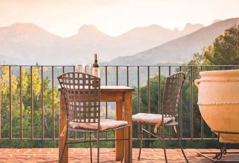 Aamiaismajoitus (B&B) Finca El Tossal   Adults Only