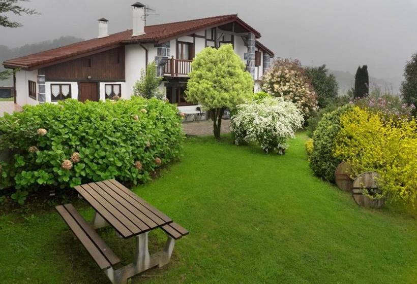 تختخواب و صبحانه Casa Rural Olazi