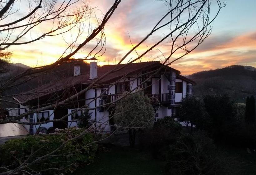 تختخواب و صبحانه Casa Rural Olazi