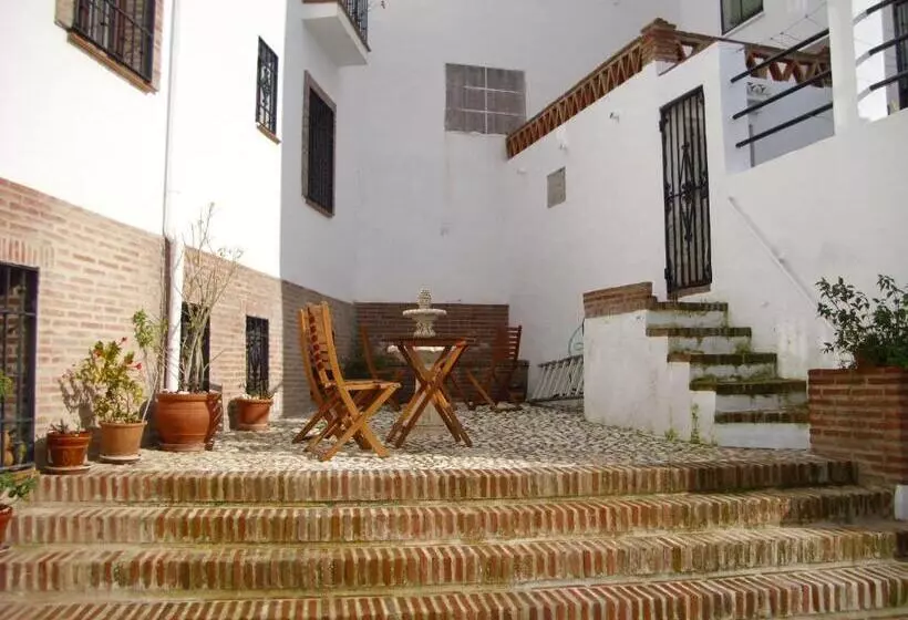 Aamiaismajoitus (B&B) Hospedería El Caravansar