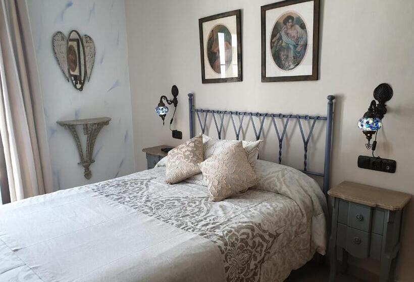 Bed and Breakfast Hospedería El Caravansar