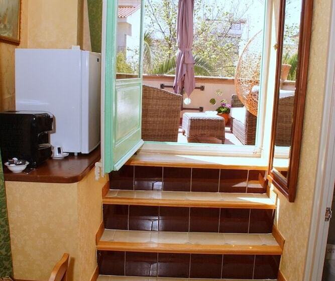 مبيت وإفطار Sitges Royal Rooms