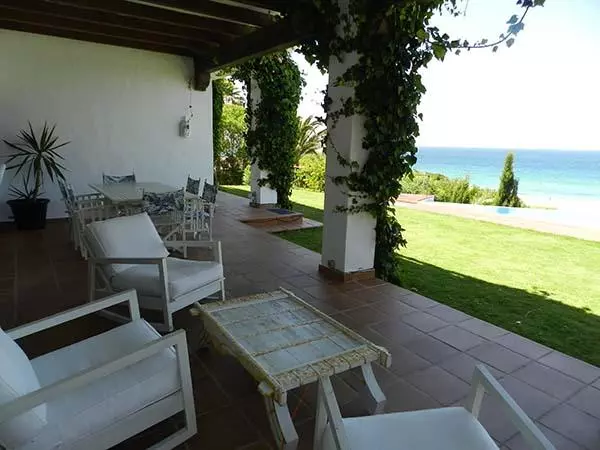 تختخواب و صبحانه Villa Biarritz