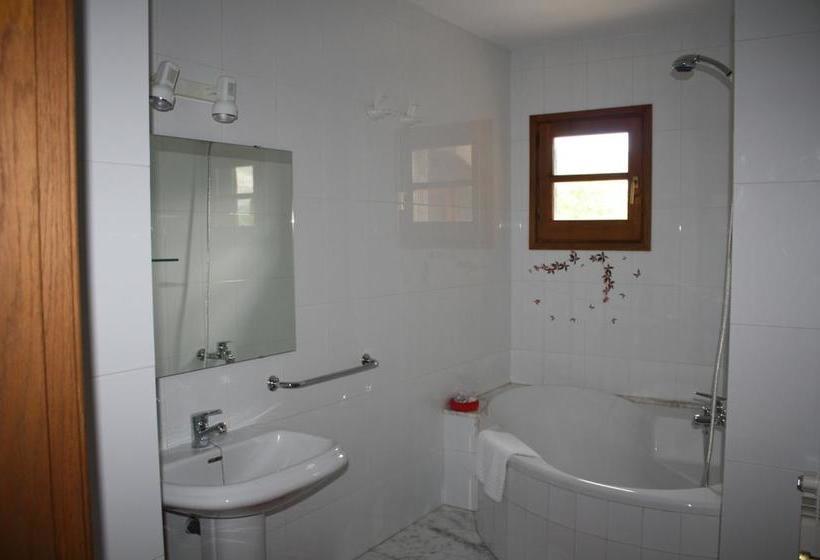 فندق Ca L Andreu