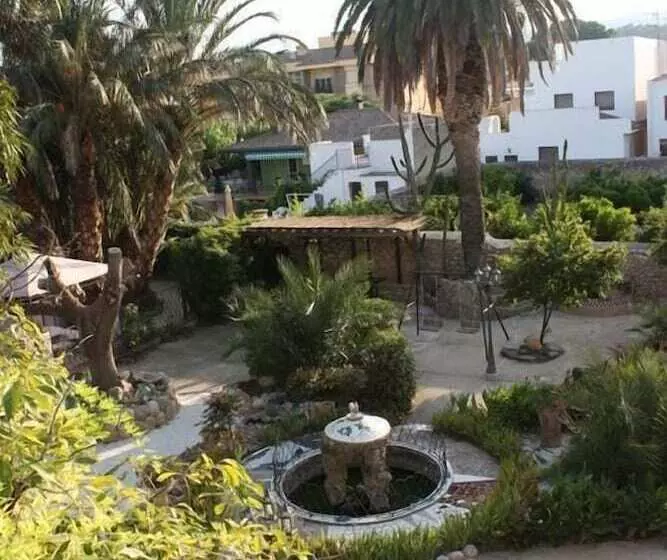 Hotelli Casa Ceremines