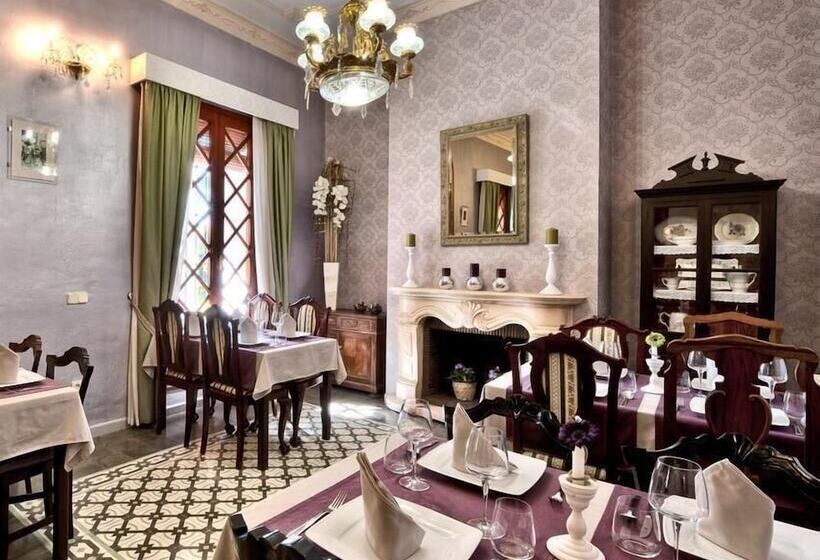 בית מלון כפרי Casa Ceremines