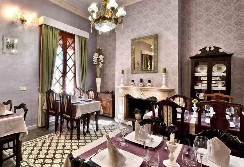 Hotelli Casa Ceremines