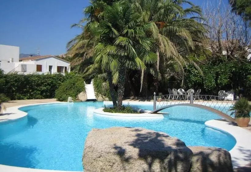 Hotelli Casa Ceremines