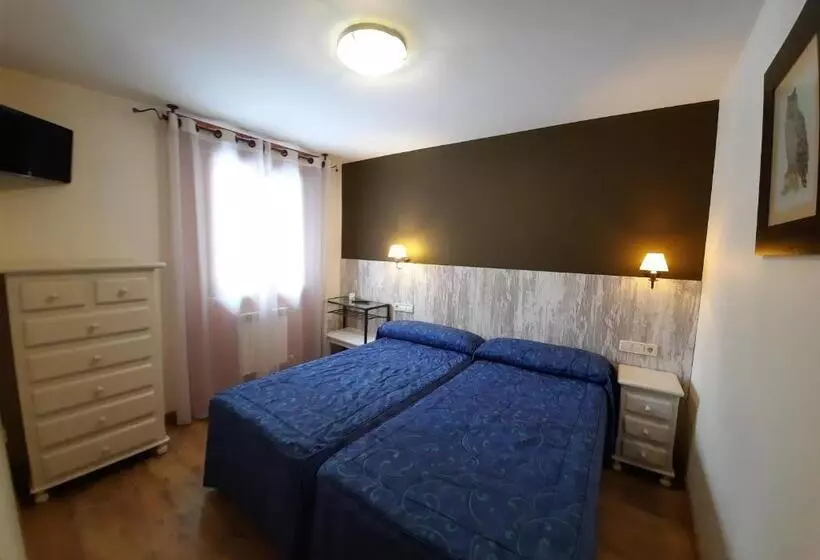 هتل Casa Escolano