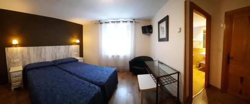 هتل Casa Escolano