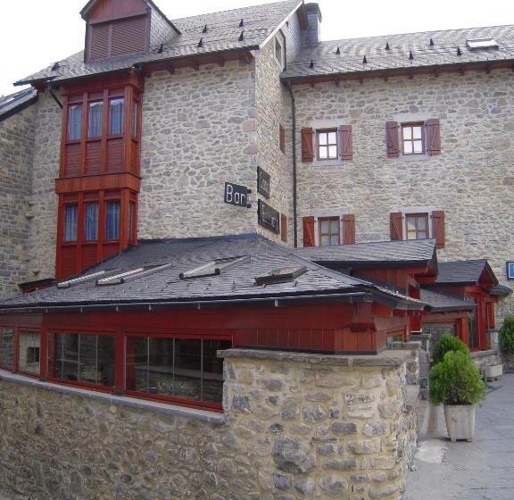 בית מלון כפרי Casa Escolano