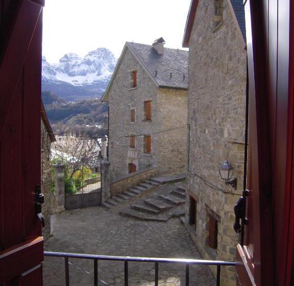 בית מלון כפרי Casa Escolano