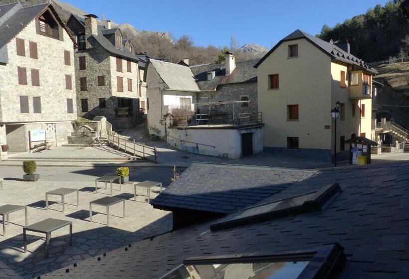 בית מלון כפרי Casa Escolano