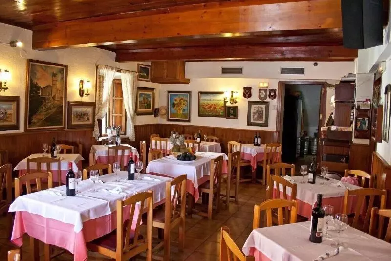 Hotel Hostal La Maya