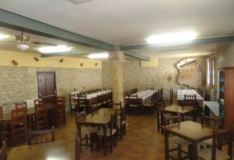 ホテル Hostal Mesón Del Rey