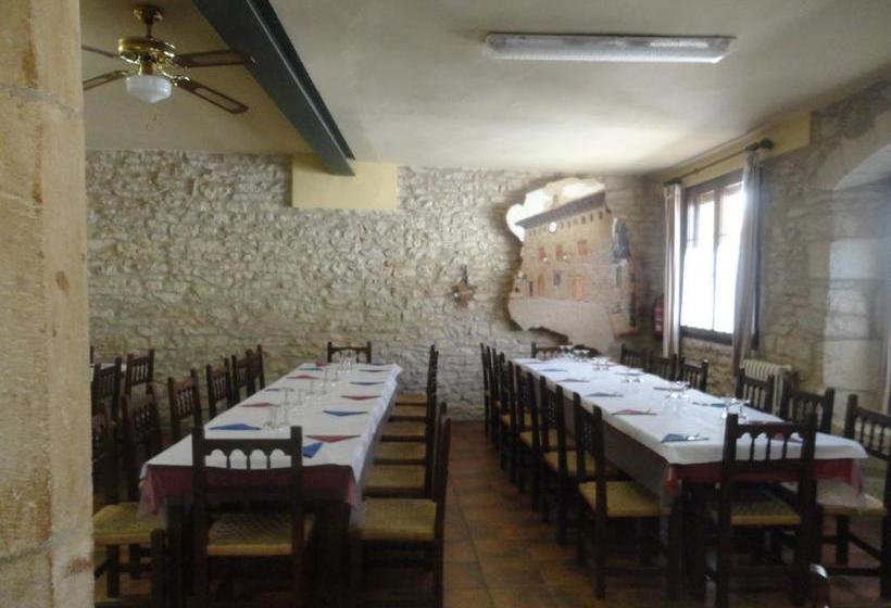 Отель Hostal Mesón Del Rey