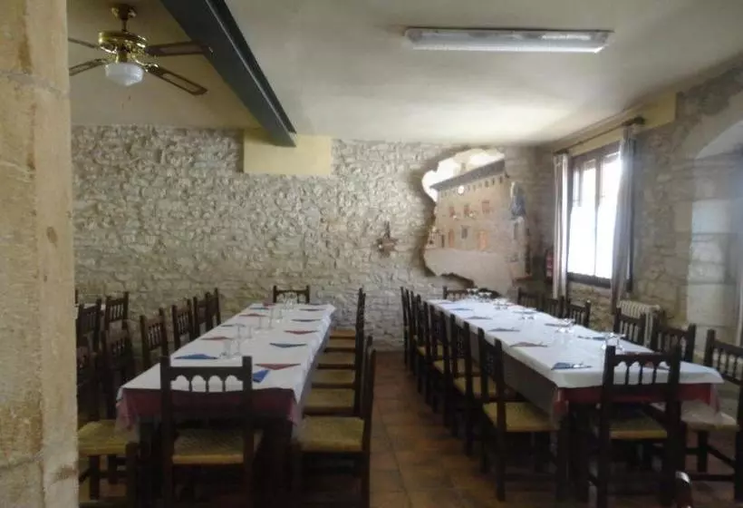 ホテル Hostal Mesón Del Rey