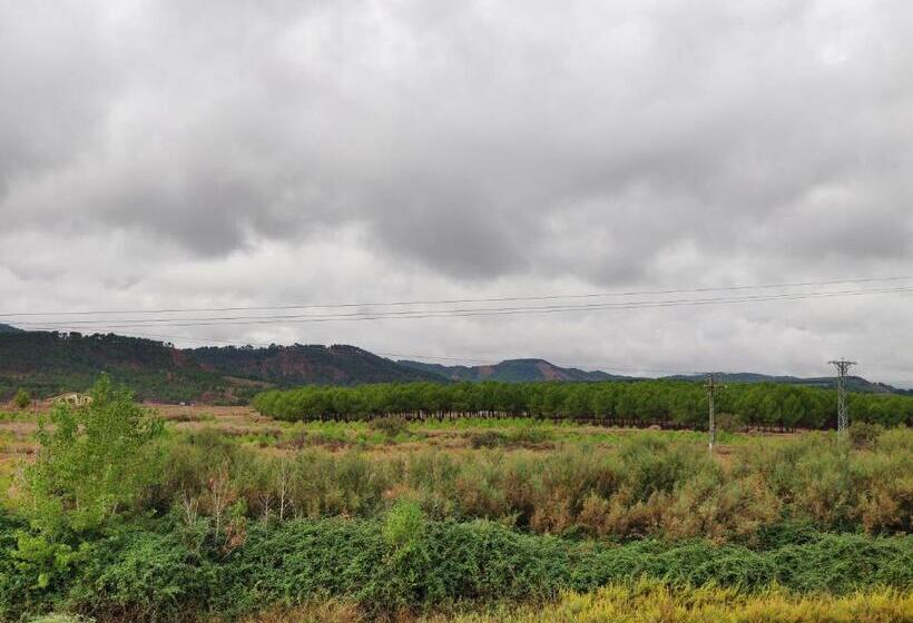 Отель área De Calahorra