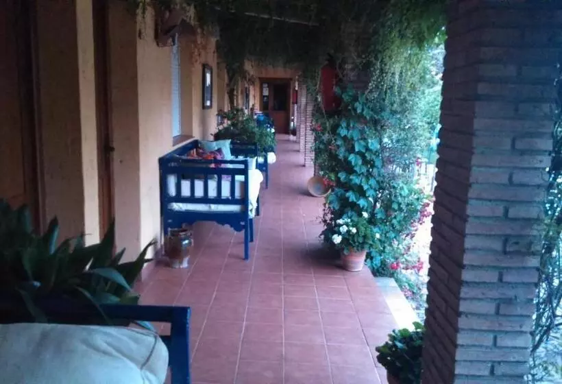 هتل Rural La Cimbarra