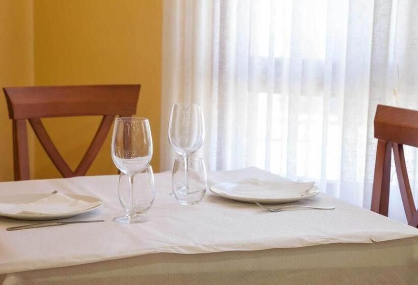 هتل Rural La Plazuela