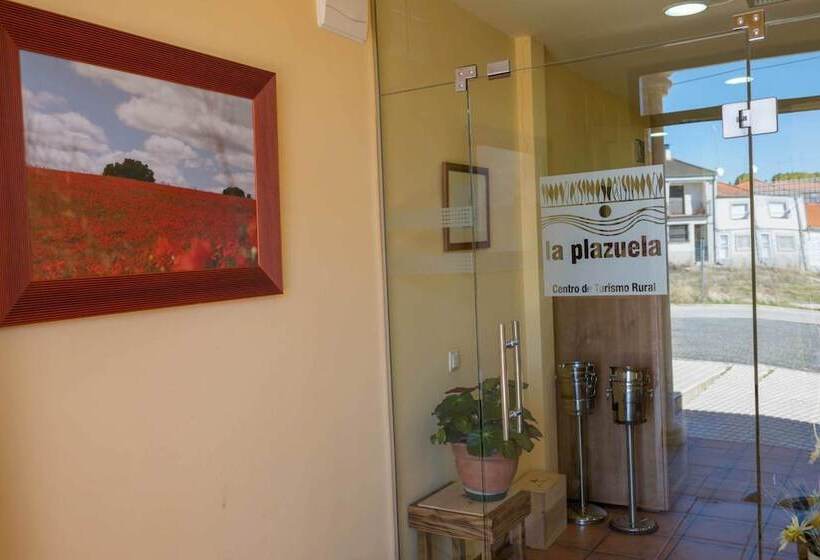 هتل Rural La Plazuela