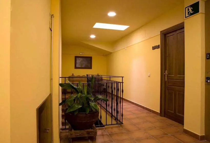 Hotelli Rural La Plazuela