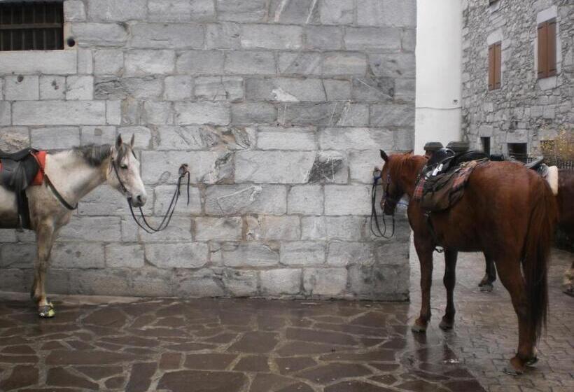 Larraenea Bed And Breakfast