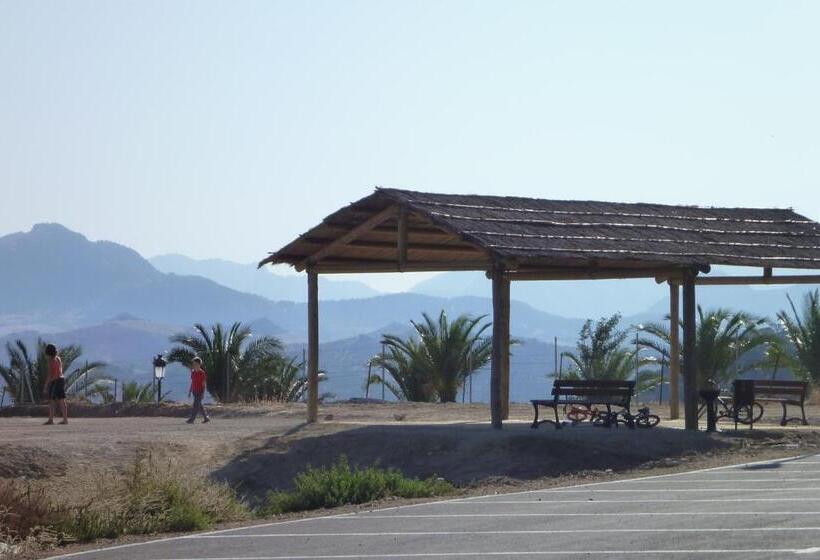 レジデンス Complejo Pueblo Blanco