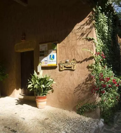 اقامتگاه Molinos De Fuenteheridos
