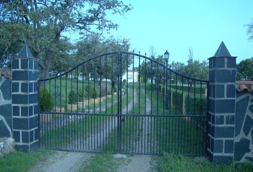 منتجع Finca Dehesa Tres Riveros