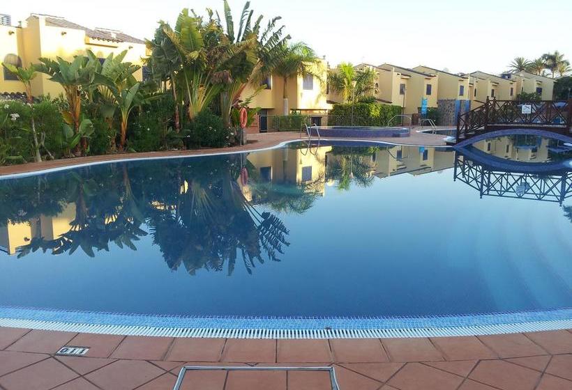 استراحتگاه Meloneras Suites