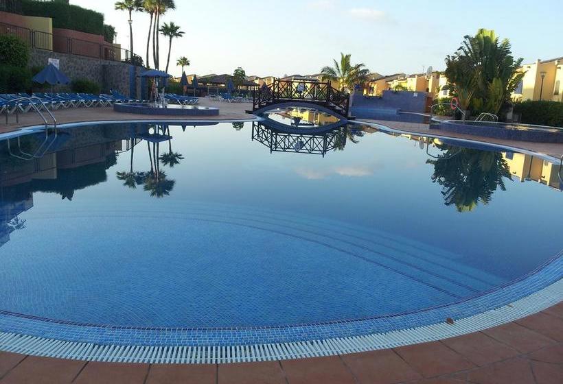 استراحتگاه Meloneras Suites