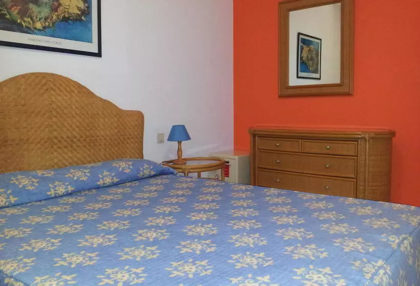 استراحتگاه Meloneras Suites