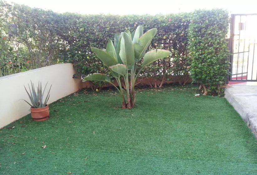 استراحتگاه Meloneras Suites