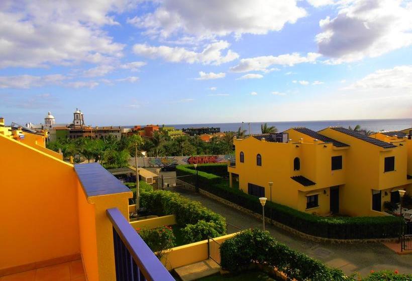 استراحتگاه Meloneras Suites