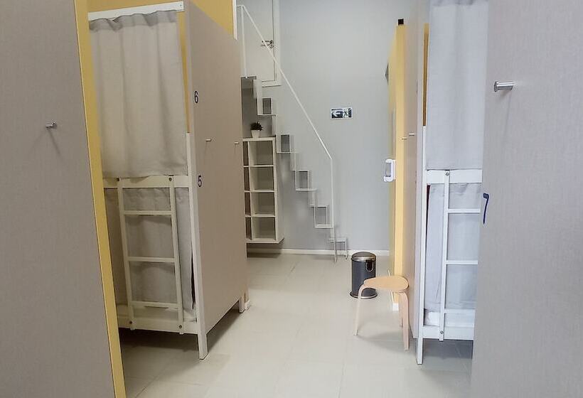 Albergue Turistico La Credencial   Hostel