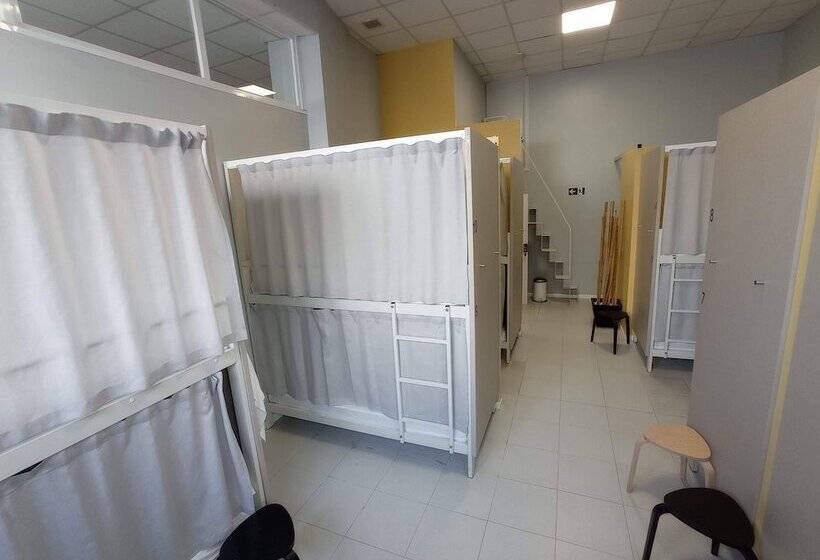 Albergue Turistico La Credencial   Hostel