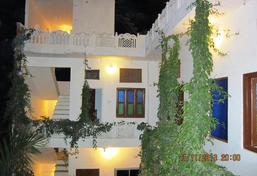 ベッドアンドブレックファースト Atithi Guest House Pushkar