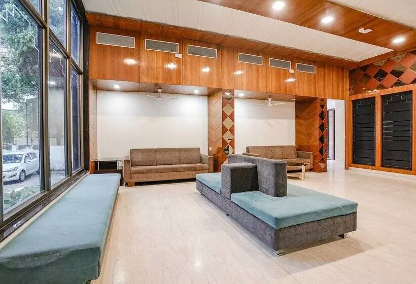 Fabhotel Panchsheel