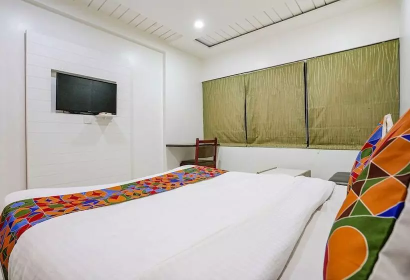 Fabhotel Panchsheel