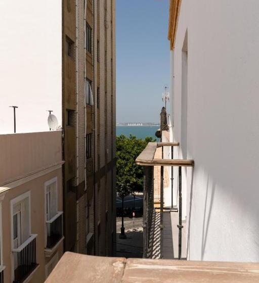 هتل Alquimia Cadiz