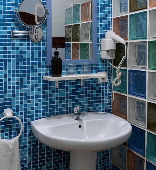 هتل Alquimia Cadiz