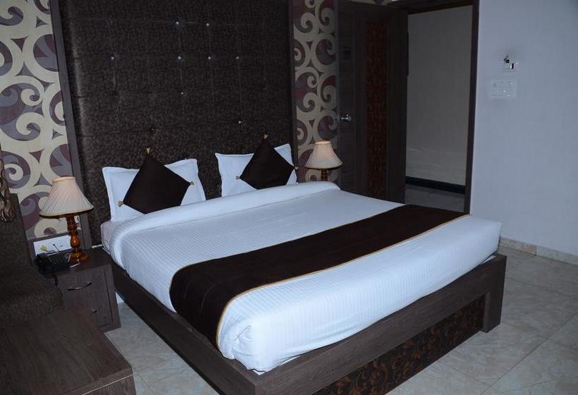 בית מלון כפרי Ar Excellency