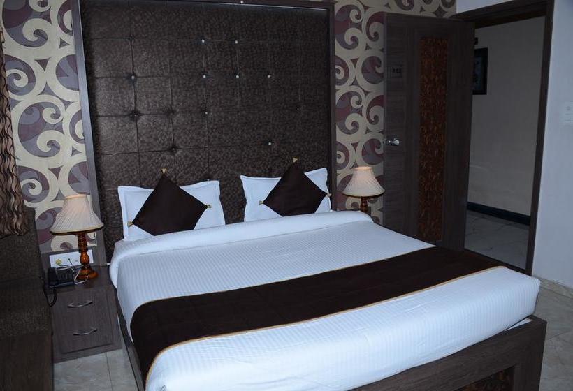 בית מלון כפרי Ar Excellency