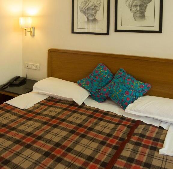 בית מלון כפרי Atithi Guest House