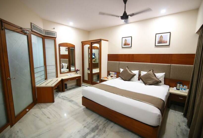 בית מלון כפרי Daspalla Executive Court