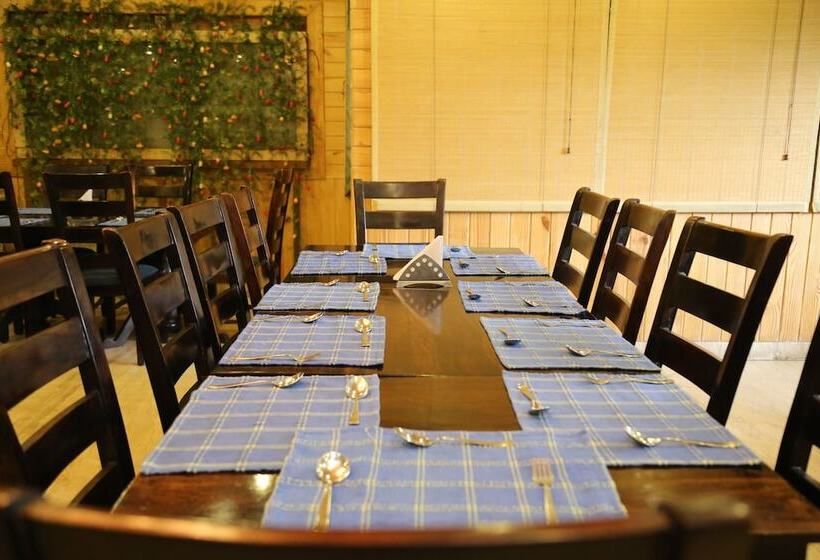 Hotel Devansh By Inspira