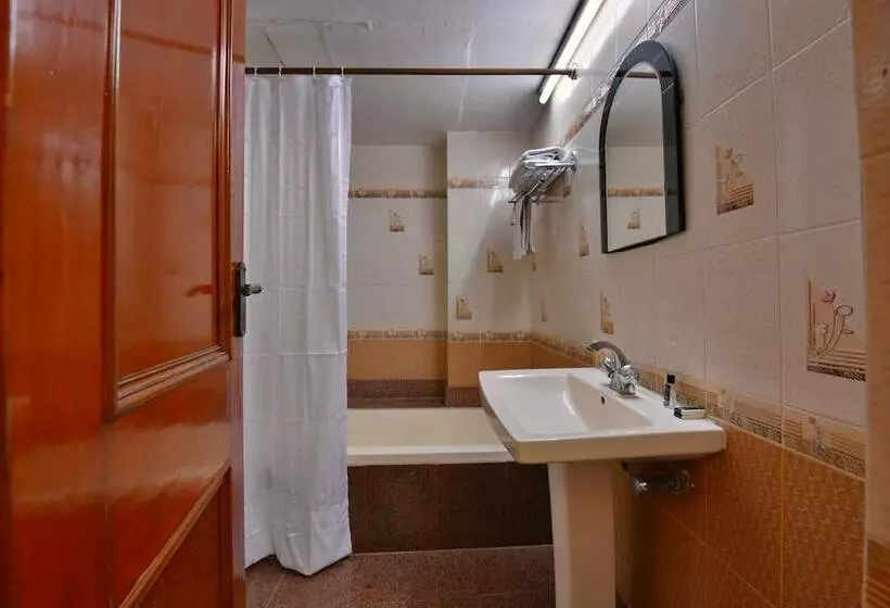 Hotel Dolphin
